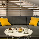 Lejlighed Topolowa Apartment, Next To Main Station *