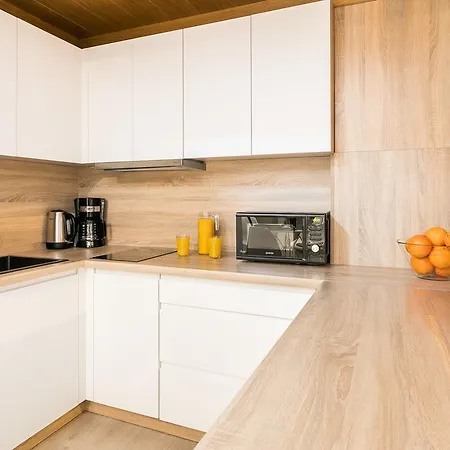 Apartmán Topolowa 8 By Let's