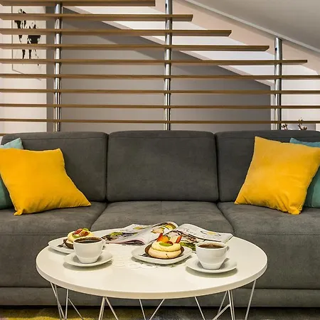 Lejlighed Topolowa Apartment, Next To Main Station *